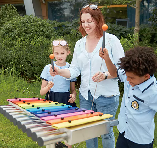 屋内の子供の遊び場